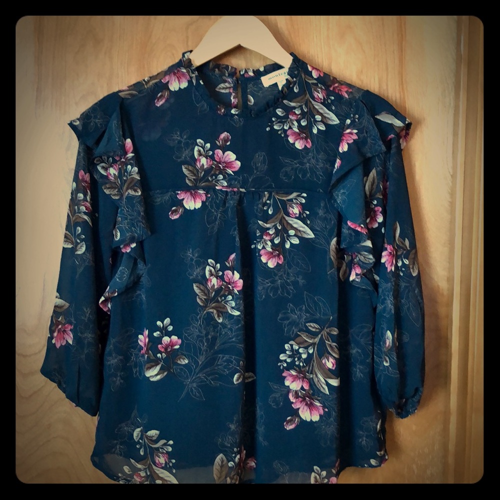 Monteau peasant top